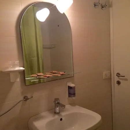 Palace Hotel 2*